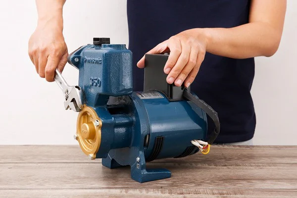 Tại sao nên sử dụng máy bơm tăng áp biến tần?